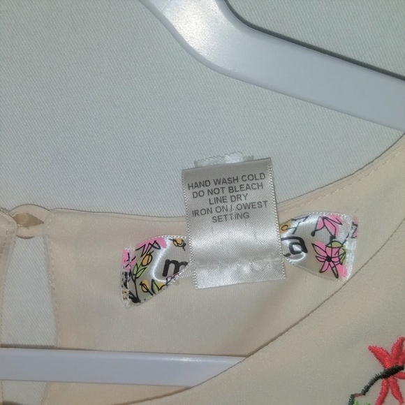 Mimi Chica A line Party Dress Creme Size M Embroidered - Picture 7 of 8